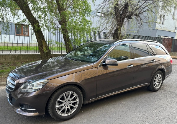 Mercedes-Benz Klasa E cena 65000 przebieg: 209178, rok produkcji 2014 z Poznań małe 407